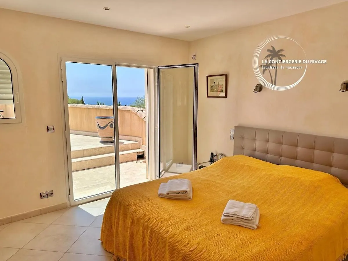 Villa Les Freesias - Grande Piscine - Vue Sur Mer Carqueiranne 0*,  France